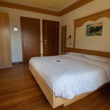 Hotel Edelweiss Val di Zoldo Extérieur photo