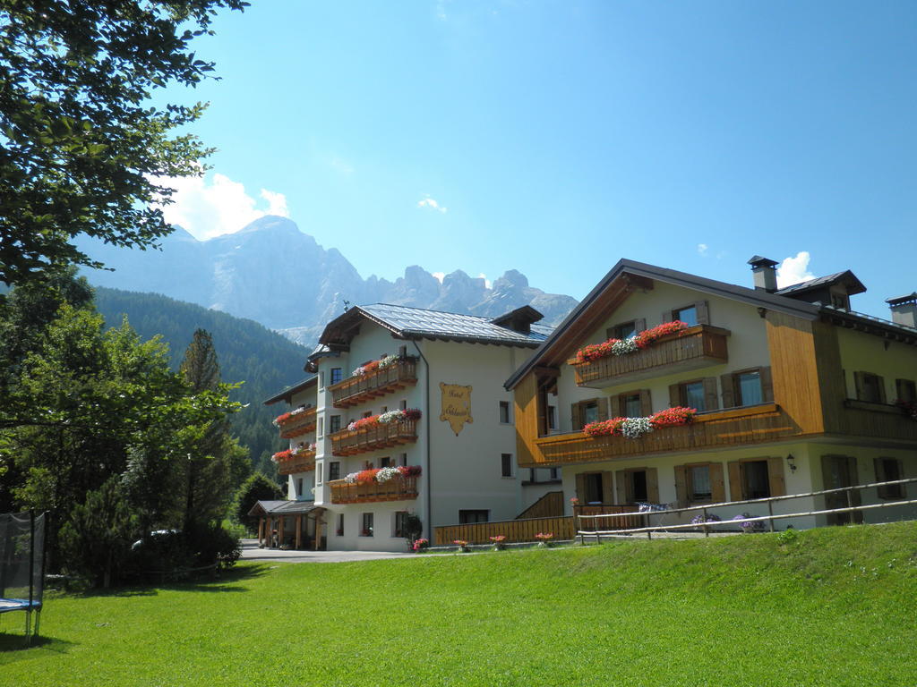 Edelweiss Hotel 3*