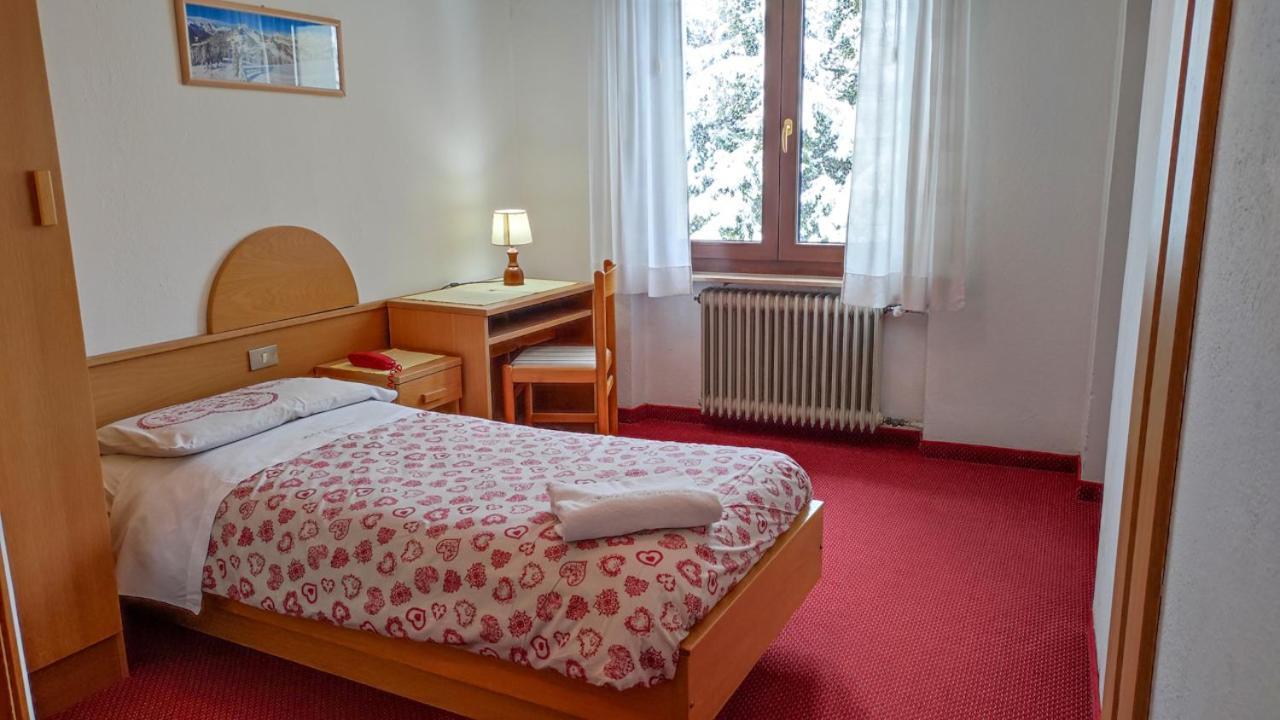 Edelweiss Hotel 3*